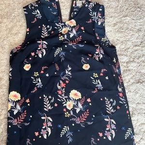 Twix tank blouse x-small, navy floral